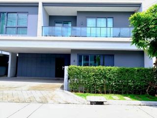 For sale 4 bedrooms house in Sai Mai, Bangkok