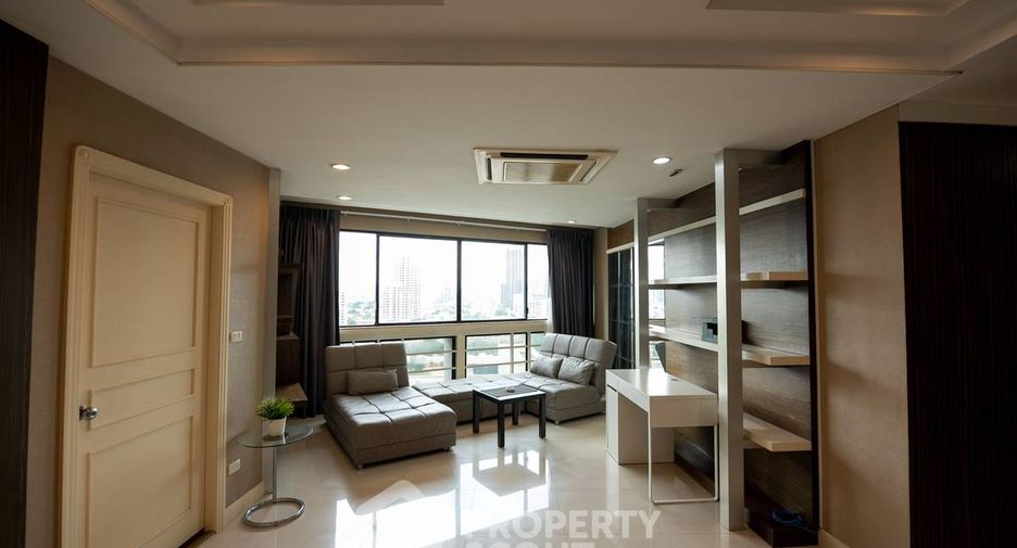 For sale 3 ベッドルーム condo in Khlong Toei, Bangkok