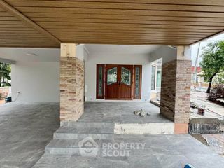 出售 5 卧室 独立屋 在 Mueang Chon Buri, Chon Buri