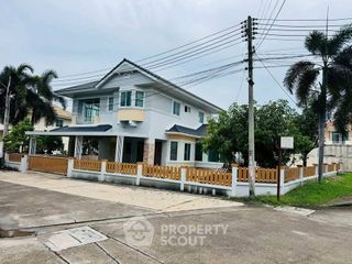 出售 5 卧室 独立屋 在 Mueang Chon Buri, Chon Buri