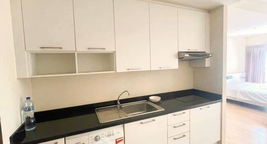 For rent and for sale 1 bed condo in Khlong Toei, Bangkok