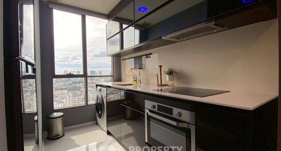 For sale 2 bedrooms condo in Sathon, Bangkok