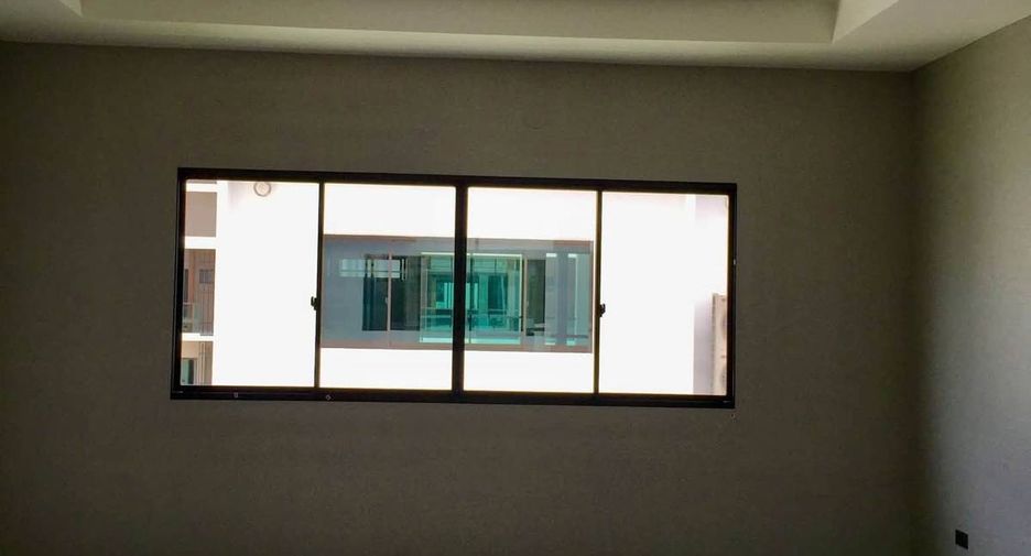 Reihenhaus zur Miete und zum Kauf mit 3 Zimmer in Lat Phrao, Bangkok