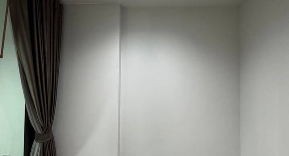 出售 1 卧室 公寓 在 Huai Khwang, 曼谷