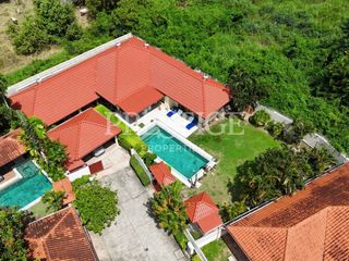 Casa en alquiler de 4 habitaciones en Huay Yai, Pattaya