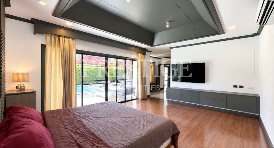 Casa en alquiler de 4 habitaciones en Huay Yai, Pattaya