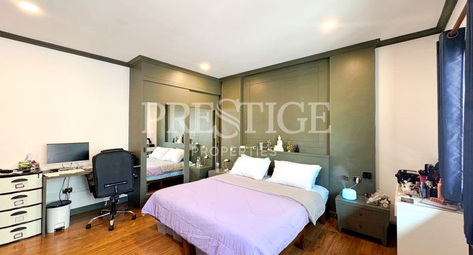 Casa en alquiler de 4 habitaciones en Huay Yai, Pattaya