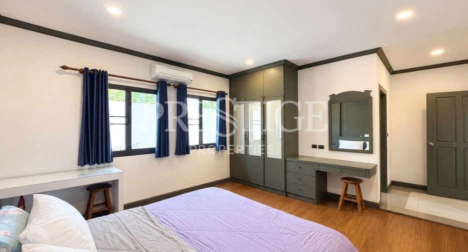 Casa en alquiler de 4 habitaciones en Huay Yai, Pattaya