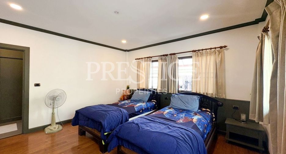 Casa en alquiler de 4 habitaciones en Huay Yai, Pattaya