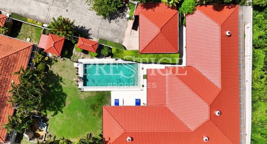 Casa en alquiler de 4 habitaciones en Huay Yai, Pattaya
