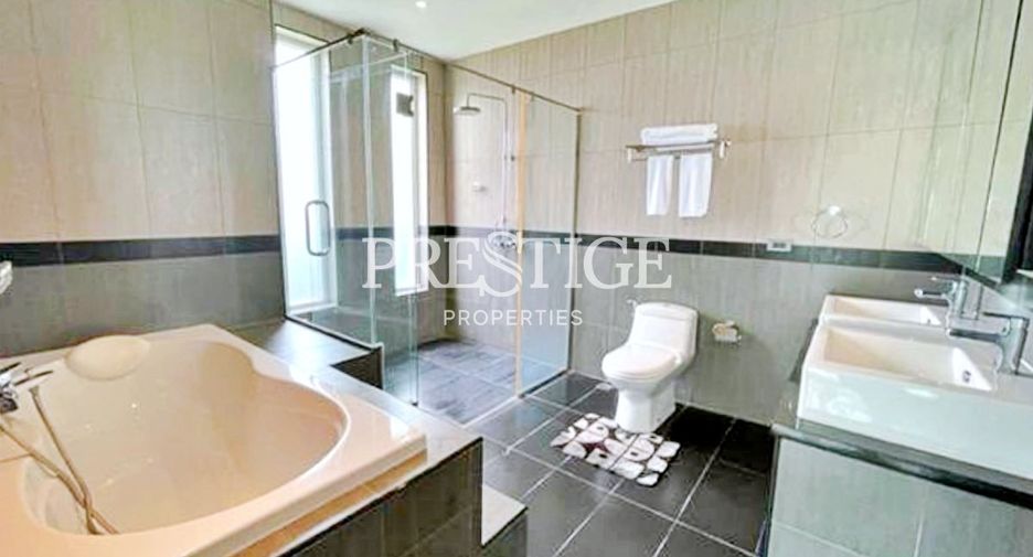 For rent 4 bedrooms house in Bang Lamung, Chonburi