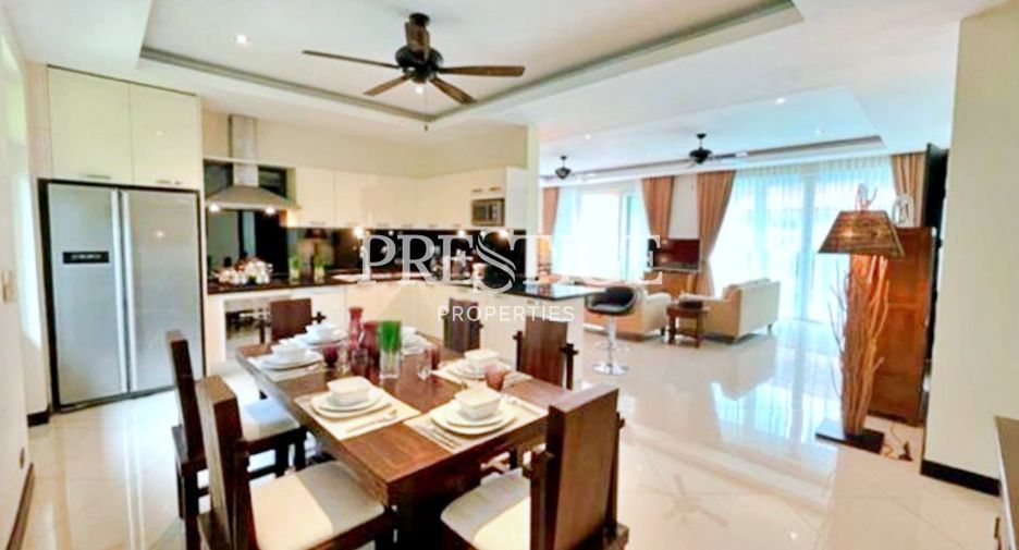 For rent 4 bedrooms house in Bang Lamung, Chonburi