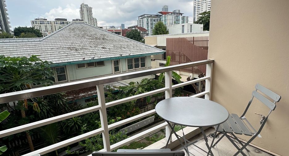 À louer 2 chambres condo à Khlong Toei, Bangkok