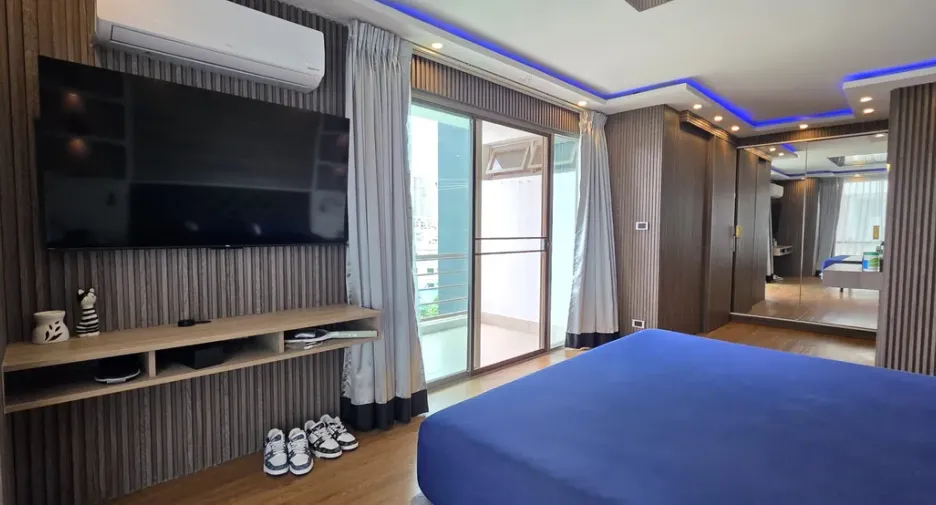 For rent 3 bedrooms condo in Bang Lamung, Chonburi