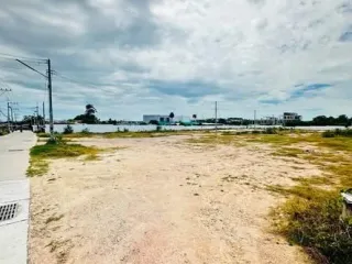 出售 土地 在 Bang Lamung, Chon Buri