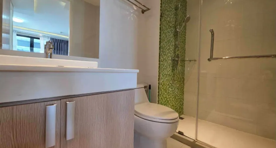 For rent 1 bed condo in Bang Lamung, Chonburi