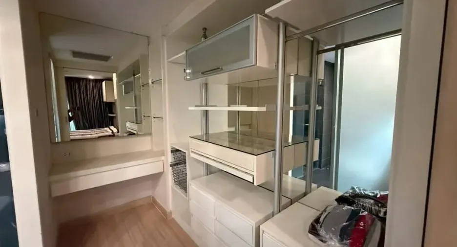 For sale 1 bed condo in Bang Lamung, Chonburi