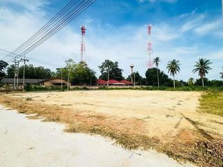 出售 土地 在 Bang Lamung, Chon Buri