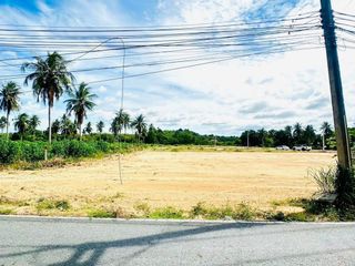 出售 土地 在 Bang Lamung, Chon Buri