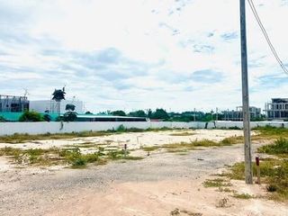 出售 土地 在 Bang Lamung, Chon Buri