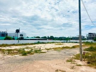 出售 土地 在 Bang Lamung, Chon Buri