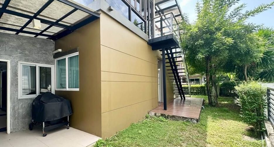 For sale and for rent 5 bedrooms house in Mueang Phuket, Phuket