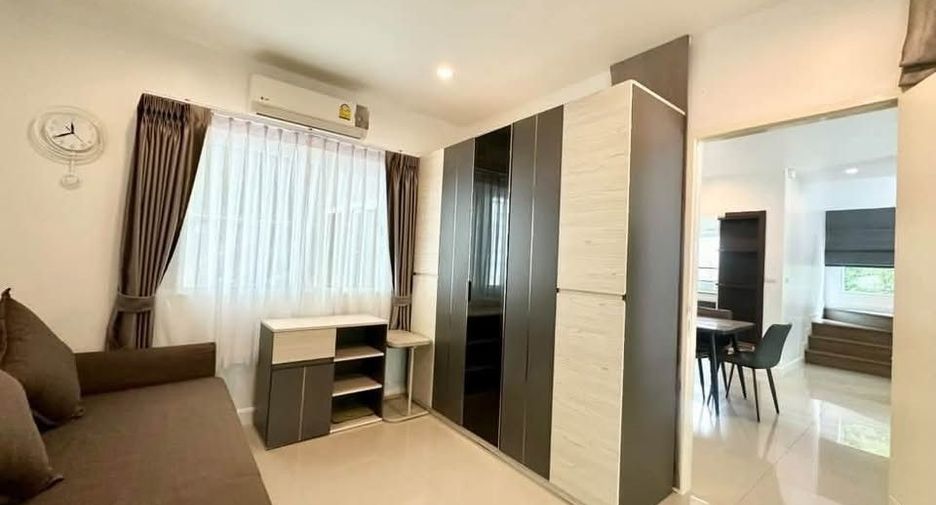For sale and for rent 5 bedrooms house in Mueang Phuket, Phuket