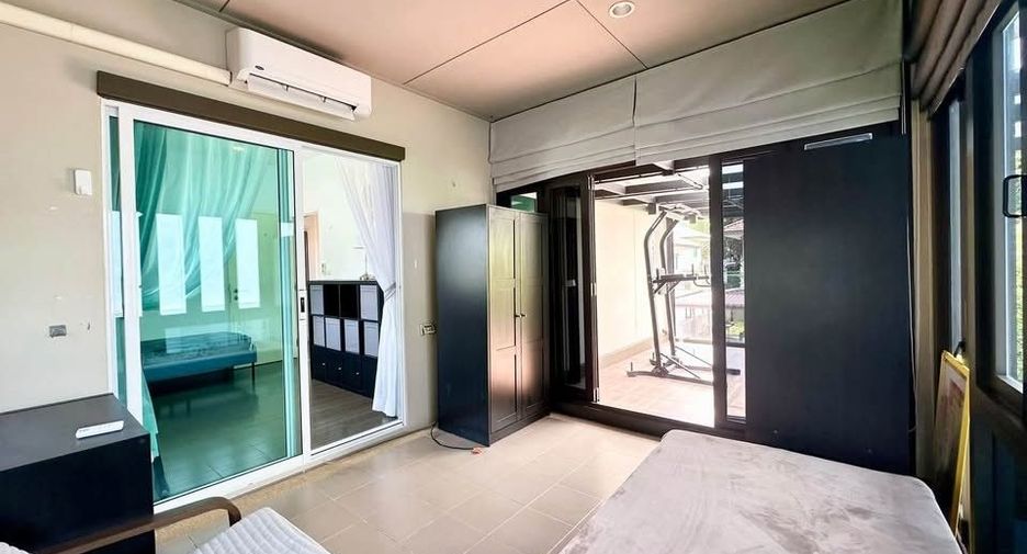 For sale and for rent 5 bedrooms house in Mueang Phuket, Phuket