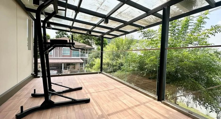 For sale and for rent 5 bedrooms house in Mueang Phuket, Phuket