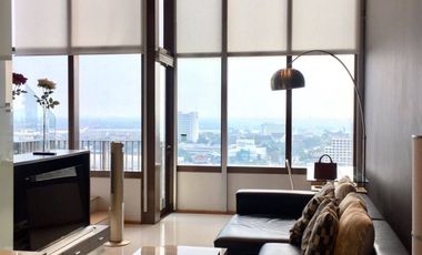 Condo en alquiler de 1 habitaciones en Khlong Toei, Bangkok
