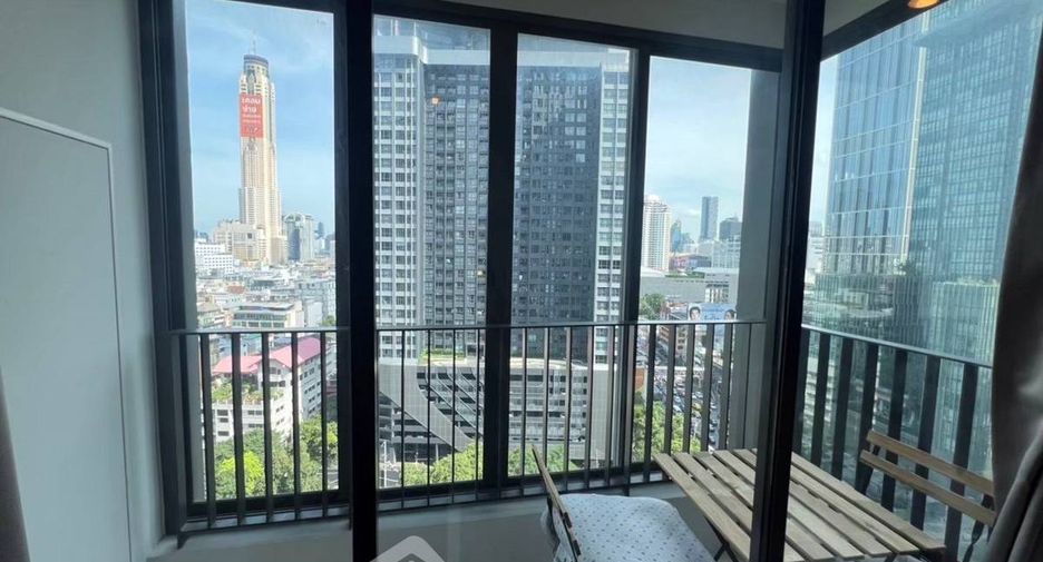 For rent 2 bedrooms condo in Ratchathewi, Bangkok