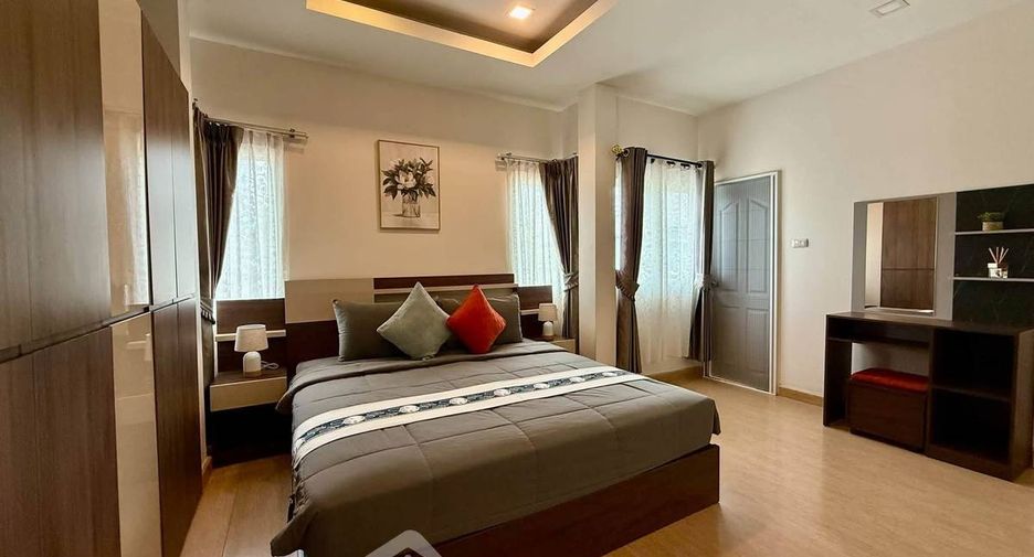 For rent 4 bedrooms house in Bang Saray, Pattaya