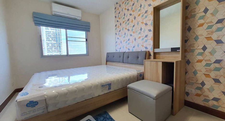 For rent 2 bedrooms condo in Yan Nawa, Bangkok