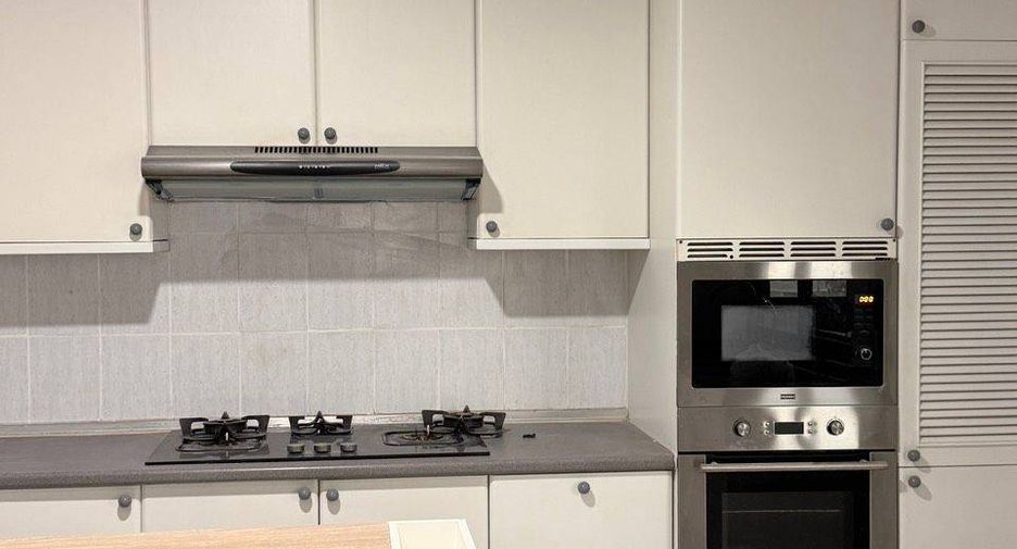 For rent 3 ベッドルーム apartment in Watthana, Bangkok