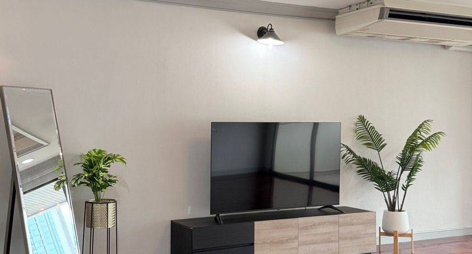 For rent 3 ベッドルーム apartment in Watthana, Bangkok