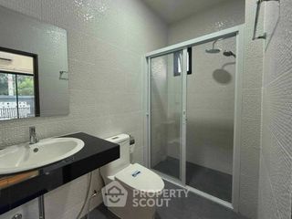 Villa en alquiler de 3 habitaciones en Bang Lamung, Chonburi