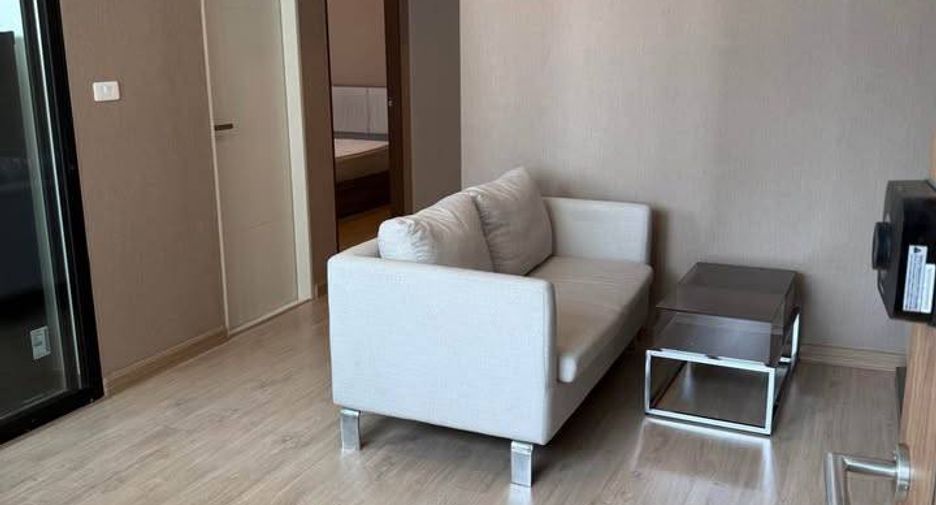 Condo en alquiler de 2 habitaciones en Bang Kho Laem, Bangkok