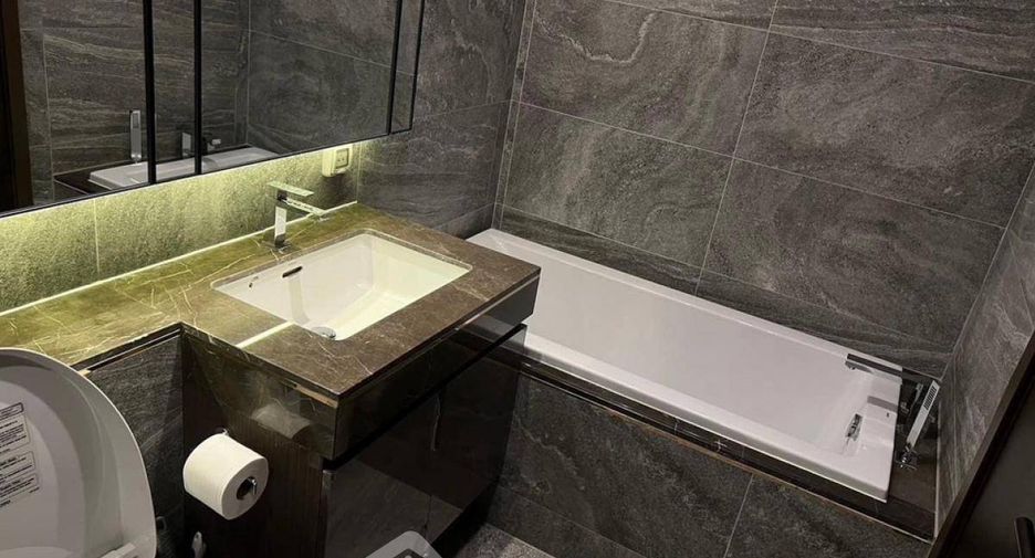 À louer 1 chambre condo à Khlong Toei, Bangkok