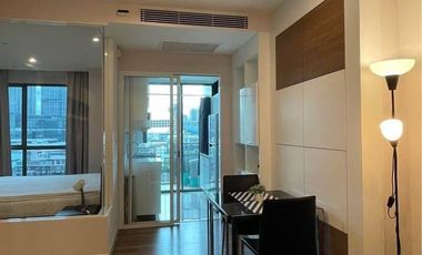 For rent 1 bed condo in Phra Khanong, Bangkok