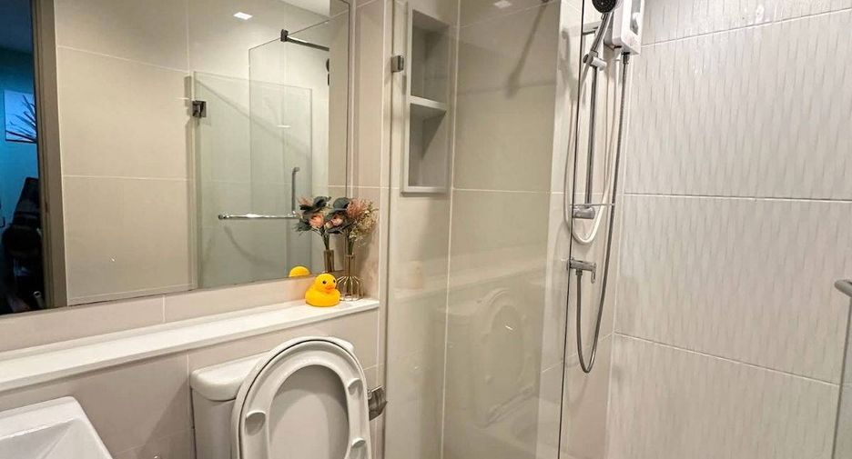 For rent 1 bed condo in Huai Khwang, Bangkok