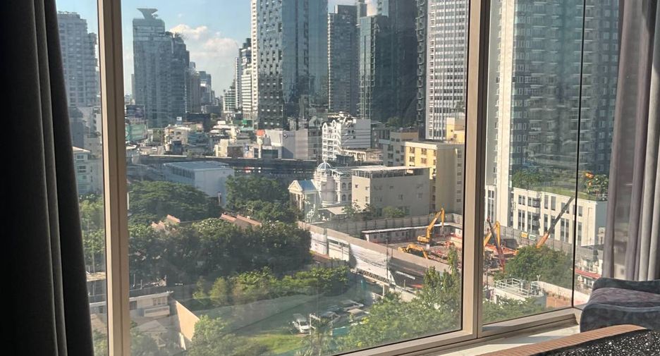 Condo en alquiler de 2 habitaciones en Khlong Toei, Bangkok