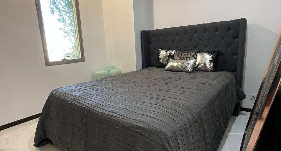 Condo en alquiler de 2 habitaciones en Khlong Toei, Bangkok