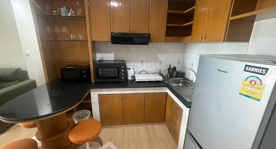 For rent 1 bed condo in Khlong Toei, Bangkok