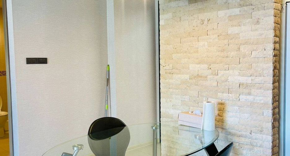 Wohnung zur Miete mit 2 Zimmer in Bang Lamung, Chonburi