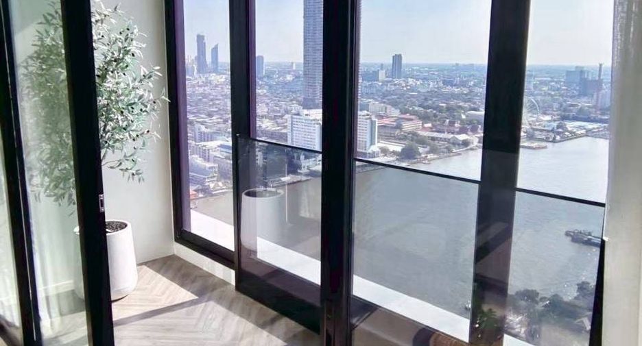 For rent 2 bedrooms condo in Khlong San, Bangkok