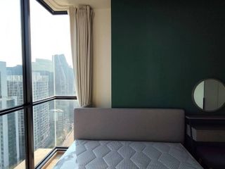 À louer 2 chambres condo à Huai Khwang, Bangkok