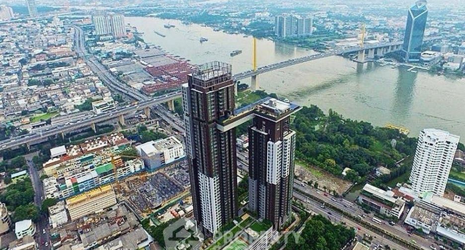 For rent 2 ベッドルーム condo in Yan Nawa, Bangkok