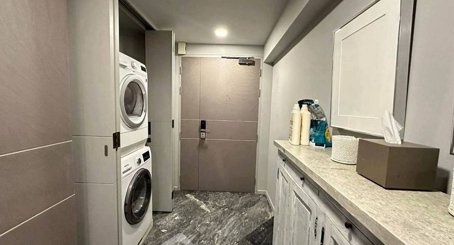 Wohnung zur Miete mit 3 Zimmer in Watthana, Bangkok