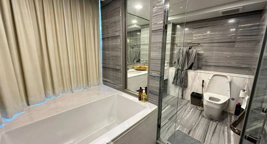 Wohnung zur Miete mit 3 Zimmer in Watthana, Bangkok