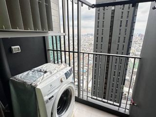 For rent 1 bed condo in Huai Khwang, Bangkok